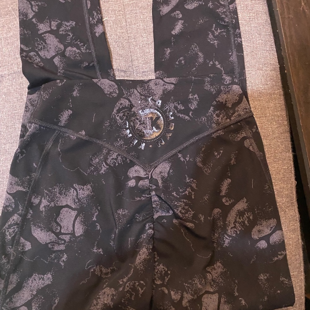 KKFIT LEGGINGS